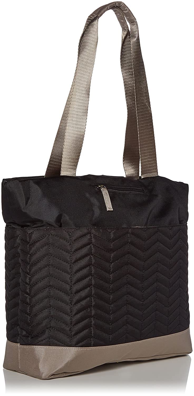 CHICCO Diaper Bag Chevron Black: Thermal zippered bottle pocket with high-density thermal insulation and thermoflect radiant barrier - 06079396950070 ebuystt