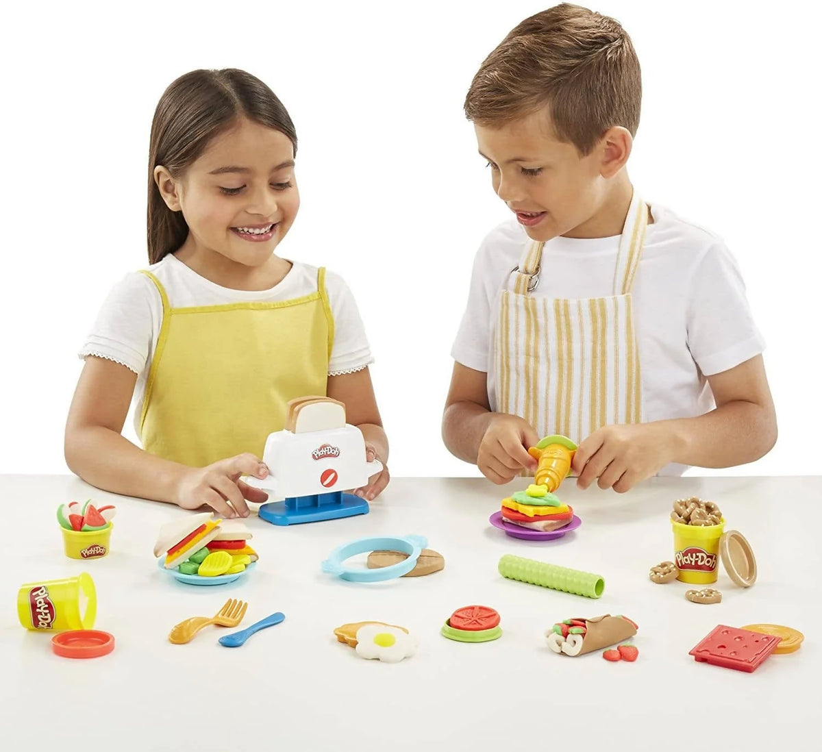 Play-Doh Kitchen Creations Toaster Creations Set - PN00020421 Pie's Variety Store
