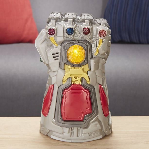 Marvel Avengers: Endgame Electronic Fist Roleplay Toy - PN00034601 Pie's Variety Store