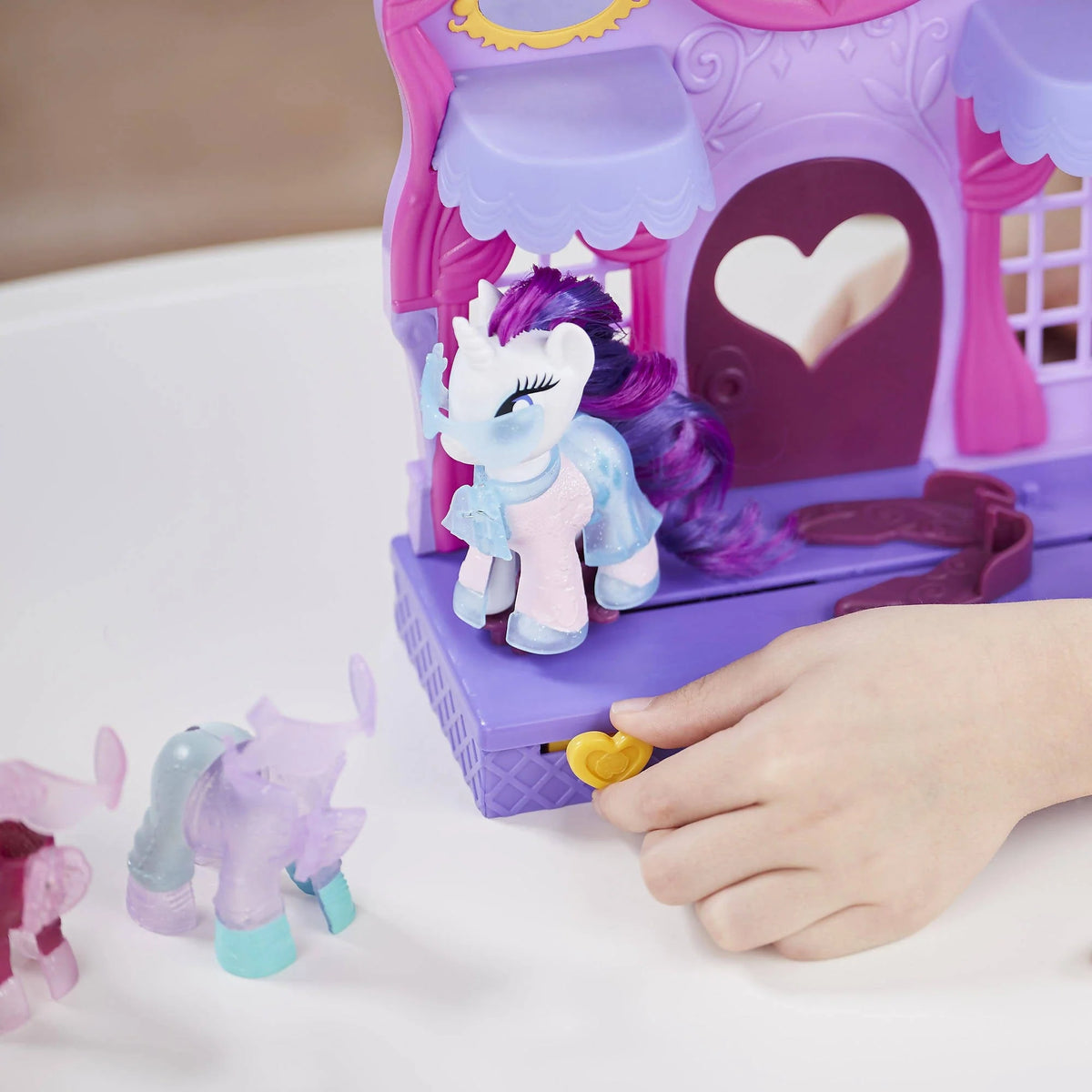 My Little Pony Friendship is Magic Rarity Fashion Runway Play Set - PN00004989 Pie's Variety Store