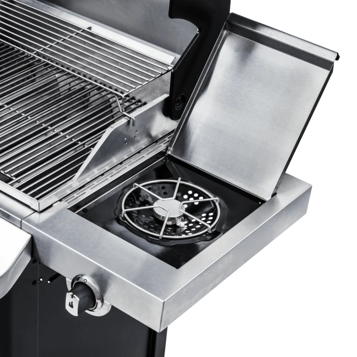The Char‑Broil® Signature Series™ 3-Burner Gas Grill represents traditional grilling at its best.- 463348017 mega
