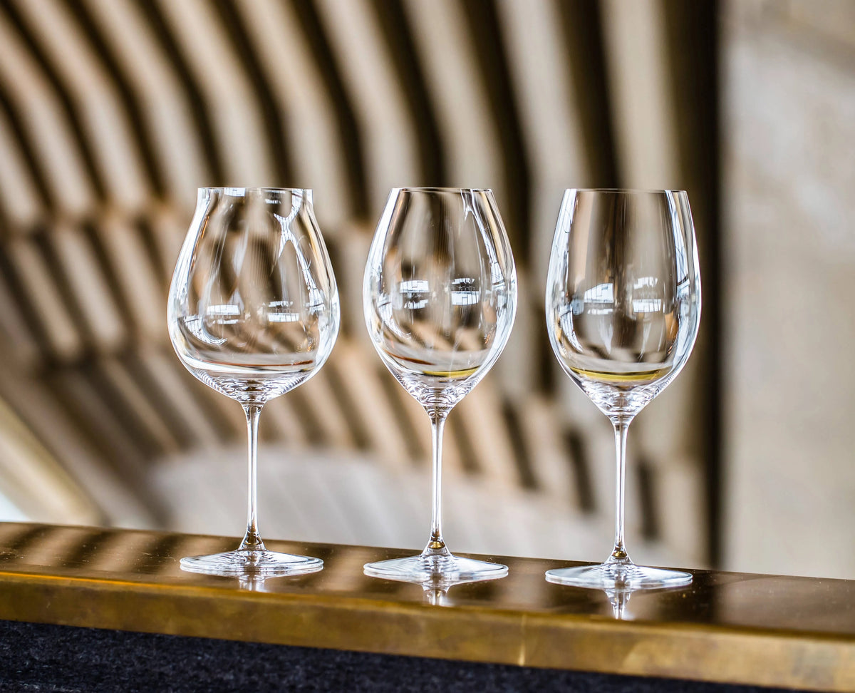  thinner and yet dishwasher-safe - for a unique wine-drinking experience - 5449/74 Pie's Variety Store