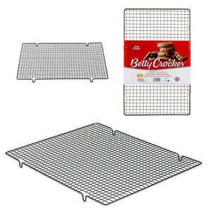 Betty Crocker Cooling Rack - BC1047 Pie's Variety Store