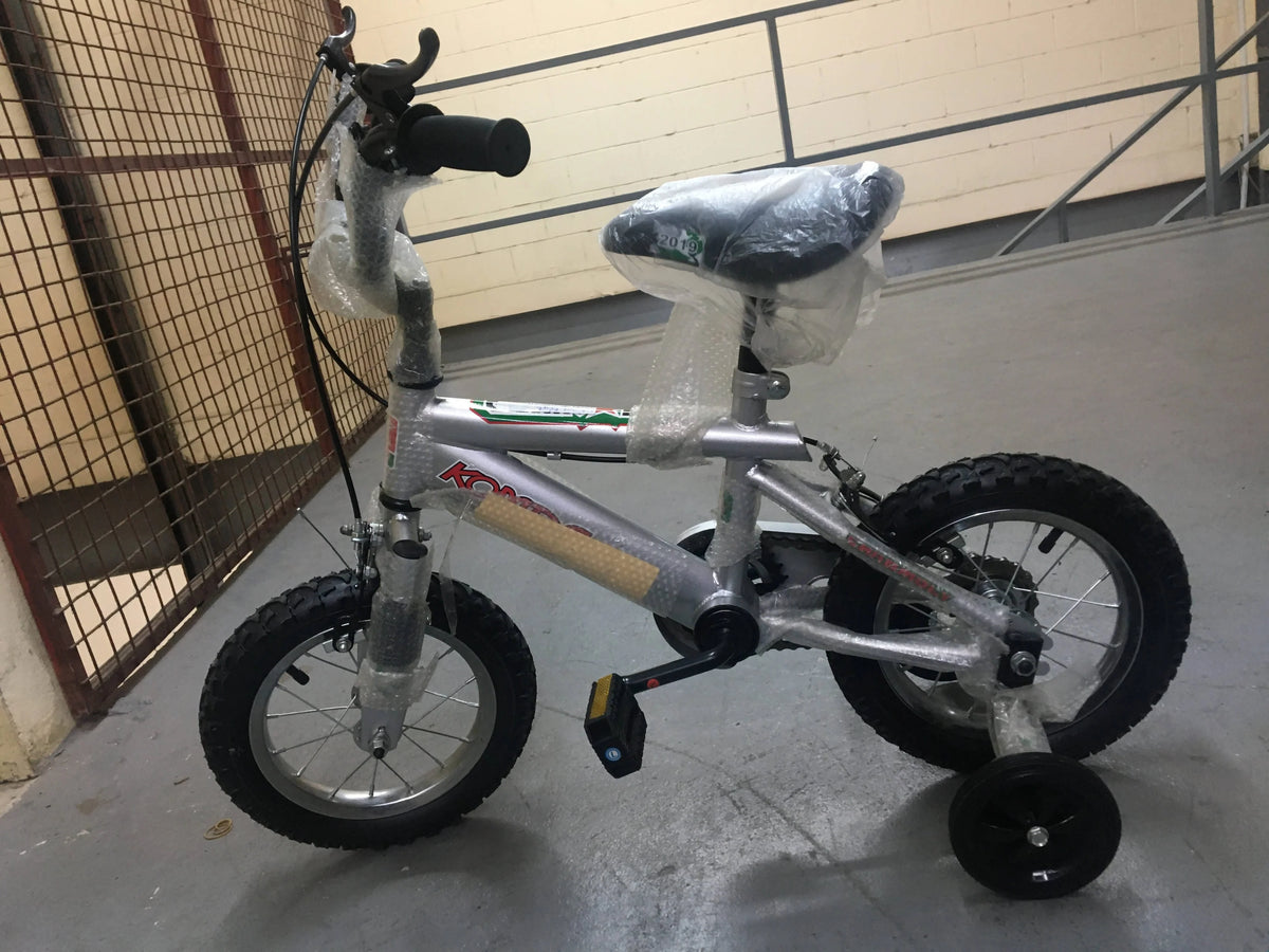 Komda 12" BMX Bicycle - 12281 Elegant AccScents