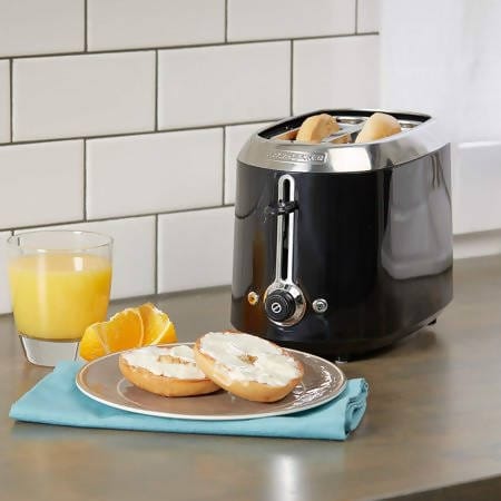 Black and Decker Toaster 2 slice - TR1300 Pie's Variety Store