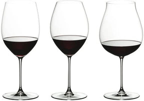 Riedel Veritas Red Wine Tasting Set revolutionizes the grape varietal-specific wine glass. The result is convincing: lighter