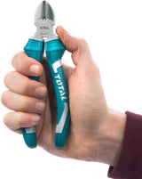 Total 7 Inch/180mm Heavy-duty Diagonal Cutting Pliers is an essential in any electrical work. Designed with handles lined with a comfortable thermoplastic rubber insulating sleeve